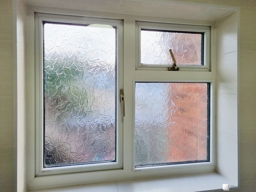 WindowSkins magnetic glazing installed to double glazed uPVC bathroom window to create a triple glazed effect, thereby reducing condensation and improve thermal insulation.